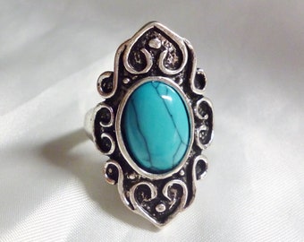 Faux Turquoise Ring Chunky Size 10 Silver Plate Vintage Southwestern Unisex 1970s EUC FREE SHIPPING 22019