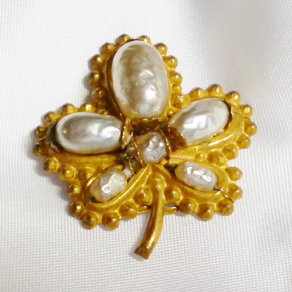 Antique 1920's Brooch Flower Oval Baroque Faux Pearls Gold Plated Estate EUC FREE SHIPPING 14010