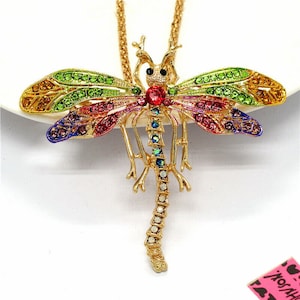 Betsey Johnson Dragonfly Necklace Rainbow Crystals NOS NWT Perfect Cond FREE Shipping M868
