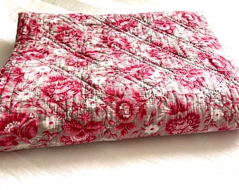 boutis piqué-main ancien/couvre-lit Français