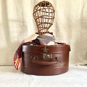 French Art Deco hat suitcase