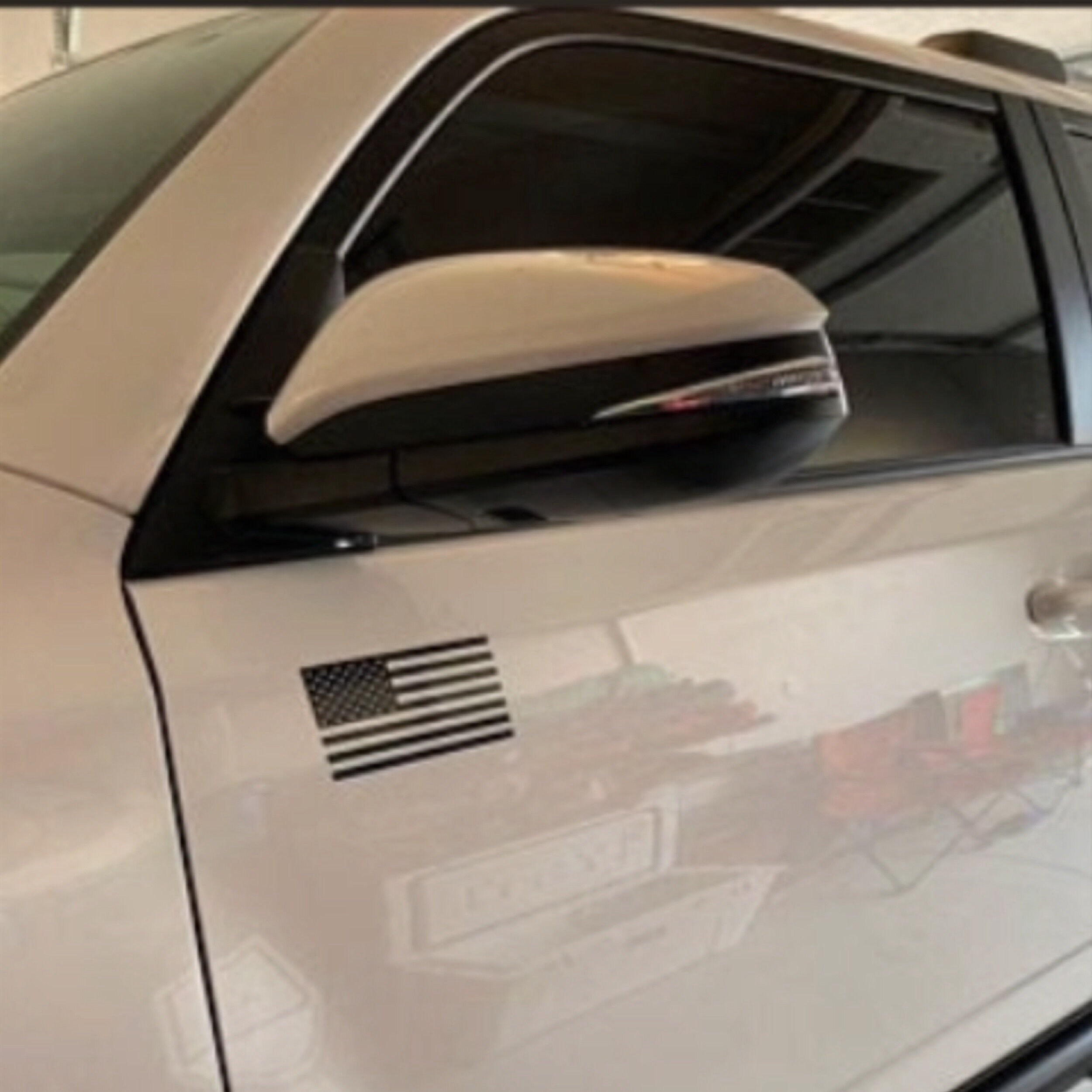 American Flag Vinyl Decal Set 1 Right and 1 Left Facing Three Size ...