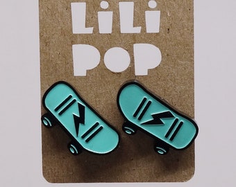 Stud earrings Lili0931 Skateboard reclaimed plastic laser lilipop