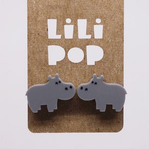 Lili0831 Pendientes de hipopótamo, plástico gris, lilipop reciclado fabricado con láser
