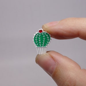 Stud earrings Lili0477 Cactus plant green reclaimed plastic laser lilipop image 3