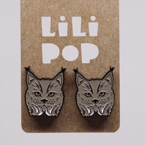 Stud earrings Lili1085 Lynx big cat feline reclaimed plastic laser lilipop