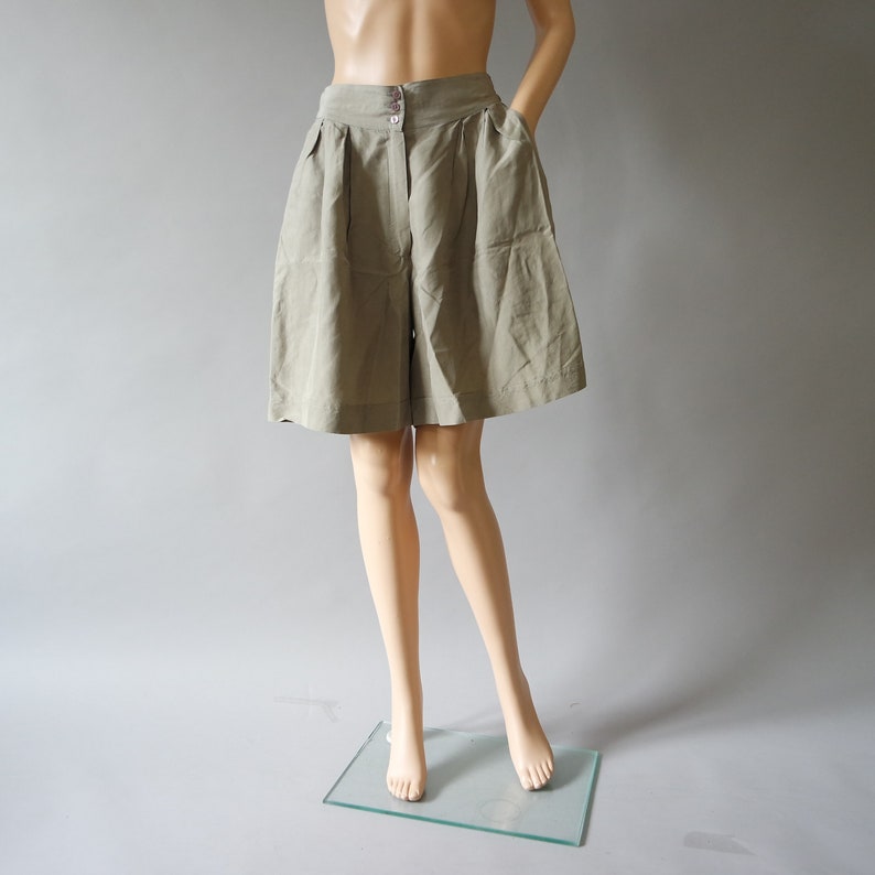 High Waist Khaki Shorts / Vintage 90s Summer Silk Shorts Size Medium 