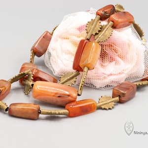 Handmade necklace with African beads, luminous and original