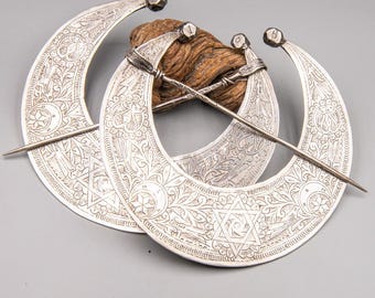 Exceptional Pair of Antique Hilla Fibulae – Large Tunisian or Libyan Silver Crescent Brooches  – Museum Quality