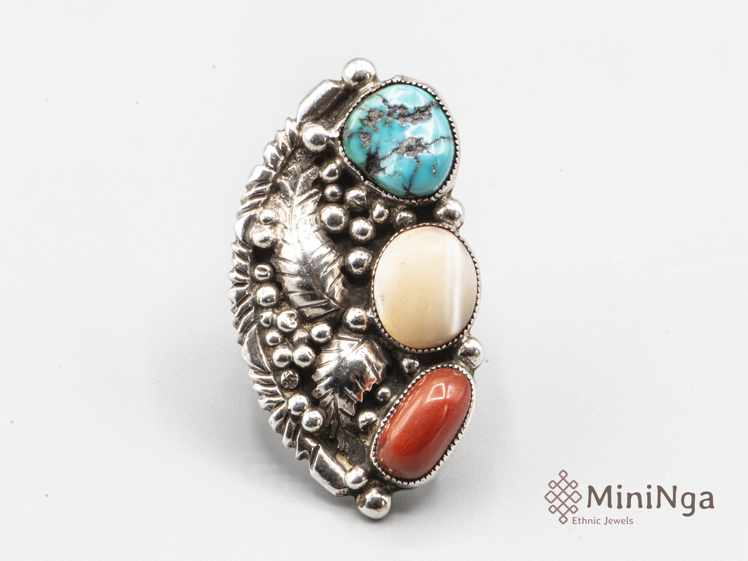 Amazing Football Shaped Coral Navajo Sterling Silver Native American Necklace Amazing Football Shaped Coral Navajo Sterling Silver Native American Necklace