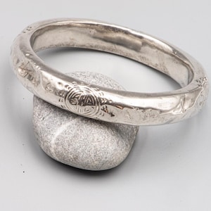 Kinesisk silverarmband – Shou-motiv med lång livslängd – Ihåligt ringarmband