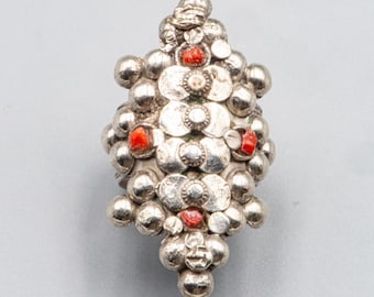 Large Vintage Central Asian Silver Ring – Probably Turkmen – Coral Inlaid Tribal Ring – Handmade Ethnographic Jewelry