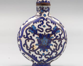 Antique Chinese Cloisonné Snuff Bottle – Qing Dynasty, 19th Century – Blue & White Enamel – Lotus Decoration – Qianlong Mark