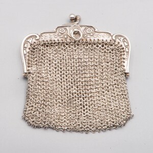 porte-monnaie vintage en cotte de mailles française - design victorien