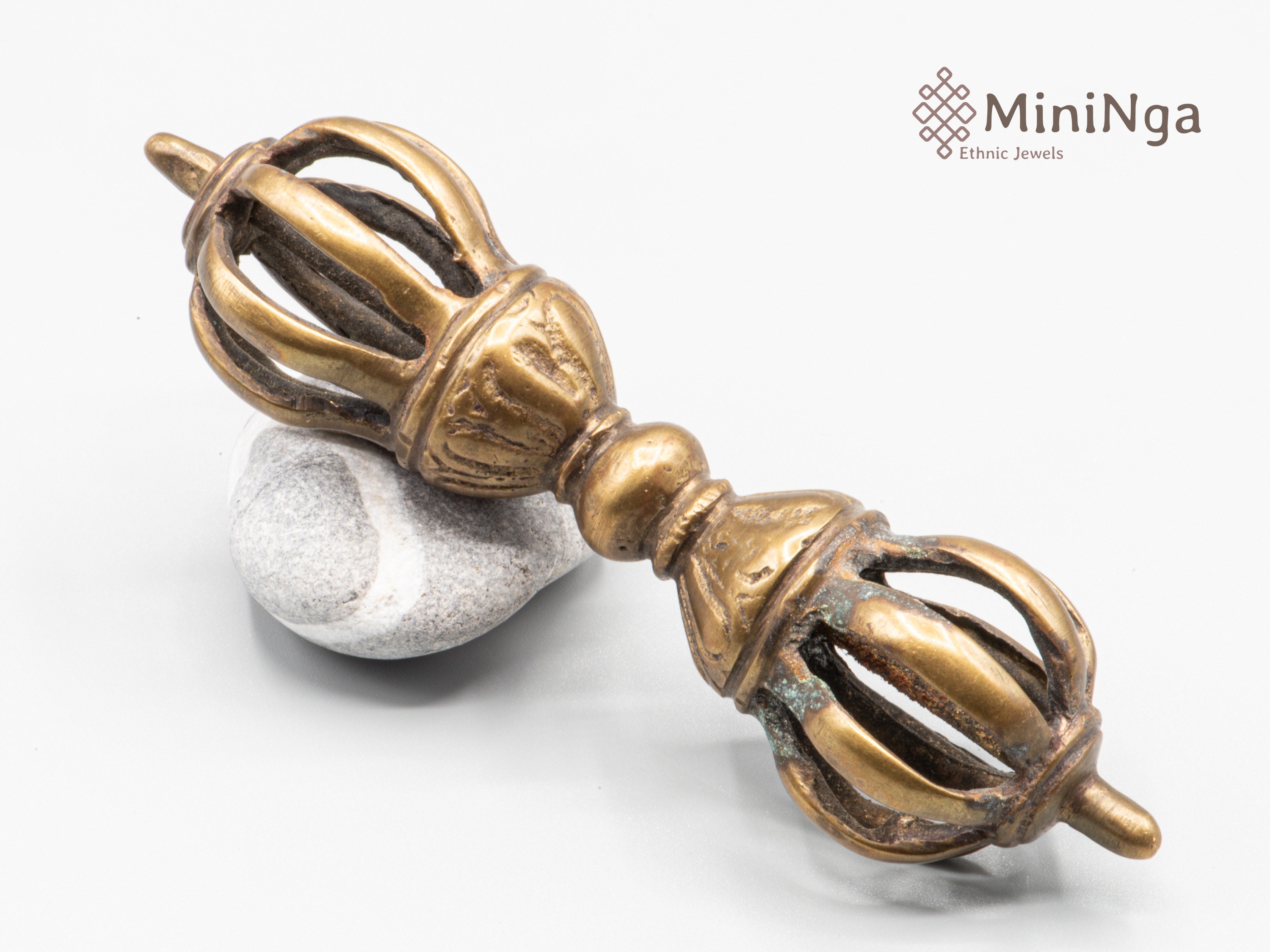 Dorje Antique en Bronze Lourd avec Une Grande Patine - Rituel Du Bouddhisme et Méditation 111 Gramme