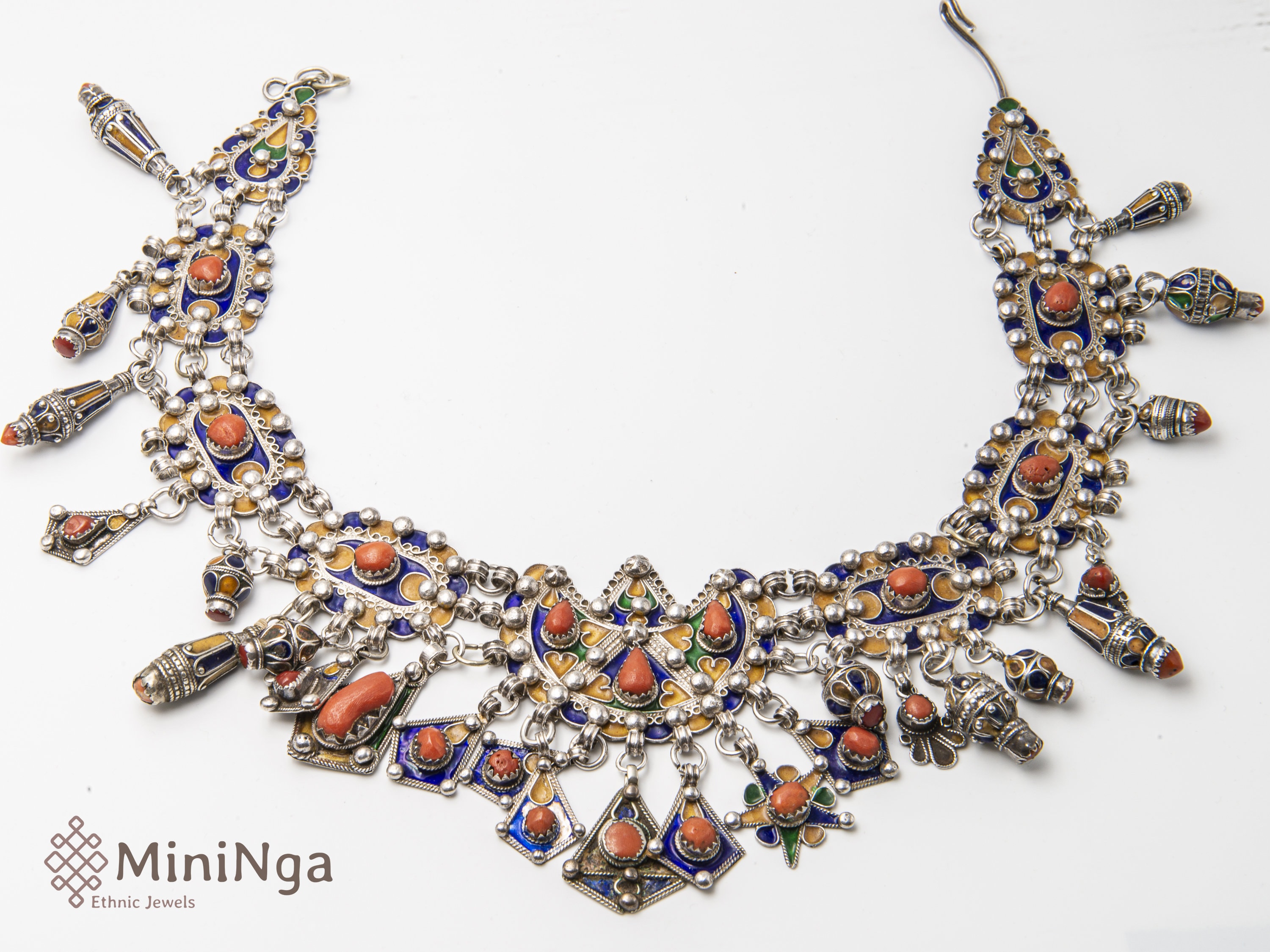 Outstanding Kabyle Silver and Coral Necklace Algeria Beni Yenni