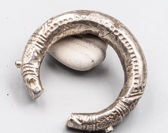 Vintage Omani Silver Rattle Bracelet – Small Size  - Traditional Ethnic Cuff