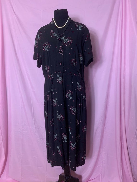 Vintage 1940s Black and Pink Crepe Dress, extra la