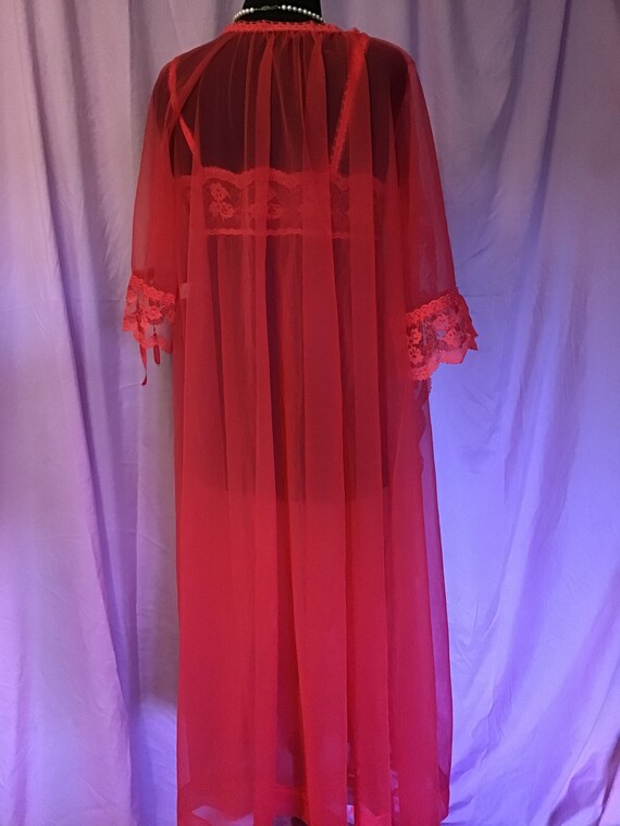 Vintage Red Negligée and Robe, Fredericks of Holl… - image 6