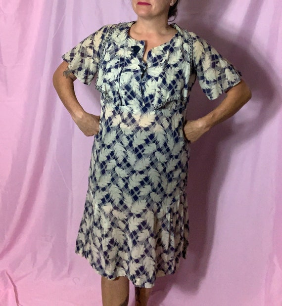 Vintage 30s/40s Light Cotton Dress, Large, blue an