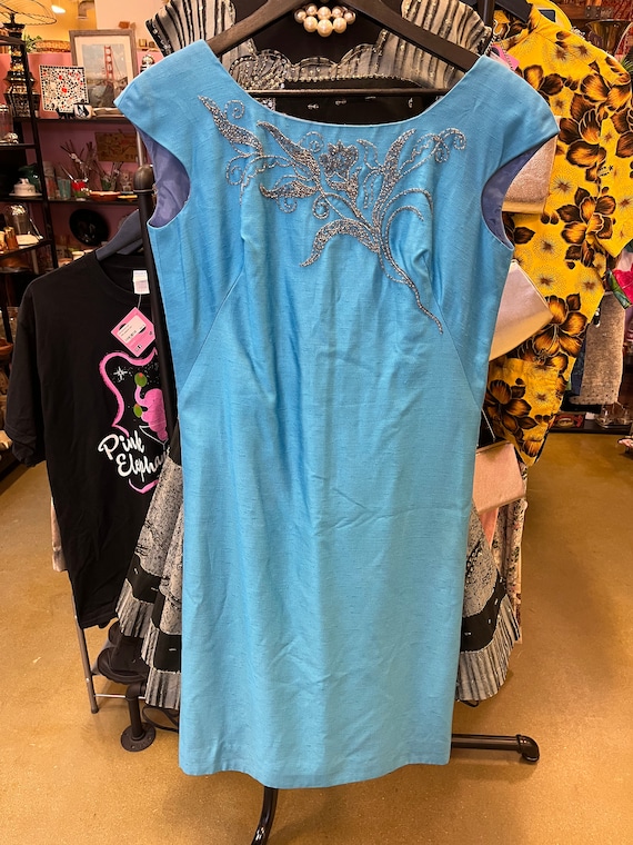 Vintage Teal Cocktail dress, beaded front, sleevel