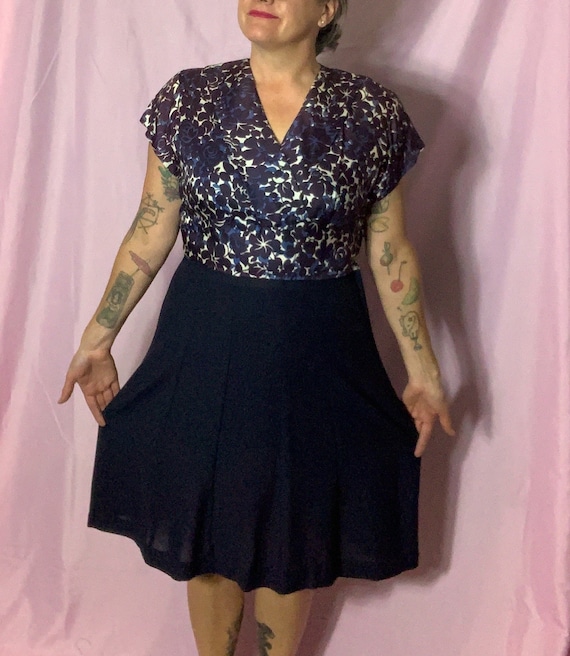Vintage 40s Dress, Large, purple and navy, flatten