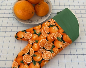 Orange oven mitten/ Valentine Day, Easter, birthday, Mother’s Day, housewarming, wedding gift/ tangerines, mandarins, oranges print