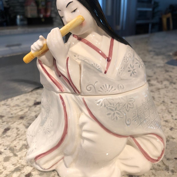 Vintage Japanese Kabuki Sigma Tastesetter Female Musician Lidded Jar