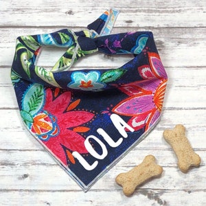 Girl Floral Dog Bandana, Flowers, Tie-On Bandana, Personalized Bandana, Spring Bandana, Summer Bandana, Female Dog Bandana
