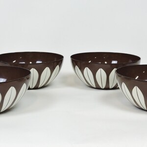 SOLD - SOLD -Set 4 Cathrineholm Norway MidCentury Modern Enamel Metal White/Brown Lotus Bowls