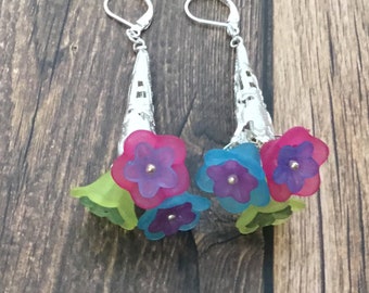 Flower earrings- trumpet flower earrings -Multi color flower earrings- colorful flower earrings-summer spring flower earrings-acrylic
