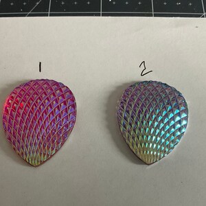 AB Resin Cabochons: Teardrop Pendants for Jewelry Making