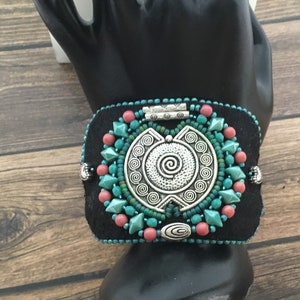 Bead embroidered bracelet, boho cuff , Southwest cuff bracelet, metal cuff bracelet, gifts for her, one of a kind bracelet,