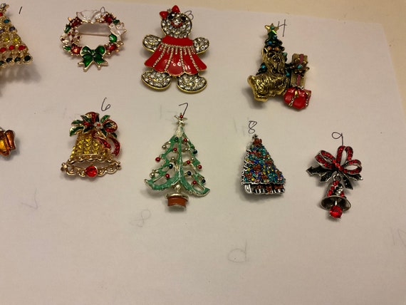 Christmas brooch/Pins, vintage Christmas brooches… - image 4