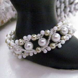 Handmade Pearl Beaded Bracelet: Silver Clasp, Bridal Jewelry