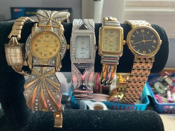 Vintage ladies watches antique watches for repurp… - image 1