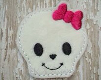 Maxine Skeleton Head Feltie Embroidery Design