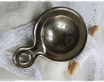 VINTAGE tea strainer kitchen shabby chic favorite piece by lavendelherzl