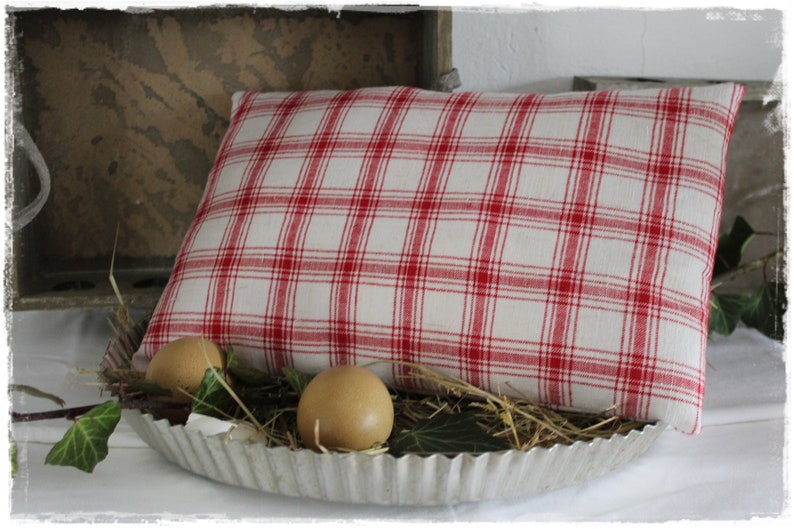 Lavender pillow scented pillow made of antique farmer's fabric decorated with saying and laundry button RED white handmade by lavendelherzl image 9