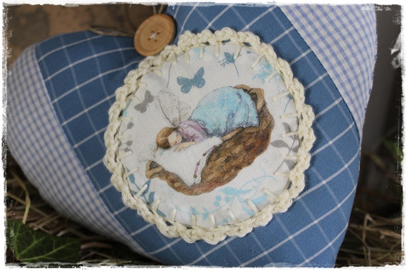 Lavendelherz VINTAGE Patchwork mit Acufactum Frühling blau Deko Geschenk Türkranz Landhausstil handgefertigt von Lavendelherzl Bild 6