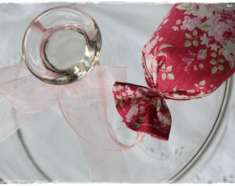 SPECIAL OFFER Glass hood with Tilda lavender sachet pink with roses country style