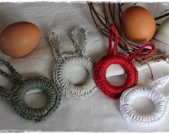 Egg holder napkin rings spring Easter decoration Lanfhaus style colorful crocheted