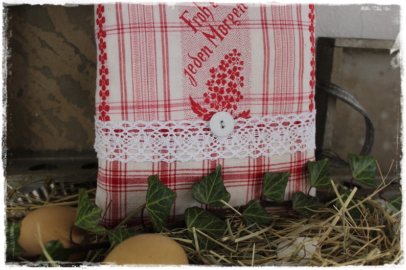 Lavender pillow scented pillow made of antique farmer's fabric decorated with saying and laundry button RED white handmade by lavendelherzl image 3
