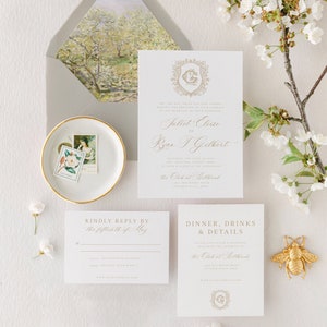 Plantilla de invitación de boda con monograma de cresta de vid vintage, suite de invitación de caligrafía tradicional, invitación con monograma imprimible y editable