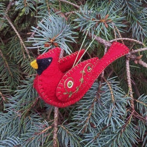 Wool Felt Cardinal Ornament, Cardinal Christmas Ornament, Northern Cardinal, Red Bird, Bird Ornament, Wool Felt Ornament image 5