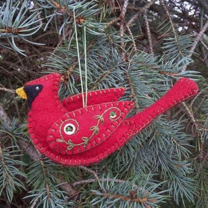 Wool Felt Cardinal Ornament, Cardinal Christmas Ornament, Northern Cardinal, Red Bird, Bird Ornament, Wool Felt Ornament image 4