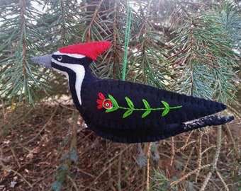 Felt Bird Pattern, Pileated Woodpecker Ornament Pattern Download,  Felt Woodpecker Sewing Pattern, PDF Pileated Woodpecker Ornament Pattern