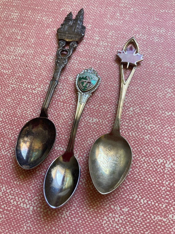 Vintage Souvenir Spoons Set of 3 - Etsy