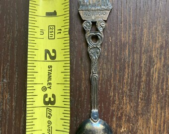 Vintage Souvenir Spoons Set of 3 - Etsy