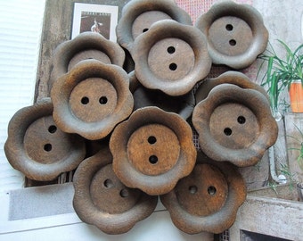 12Pcs  28mm brown flower  shape  Wood button 2 holes( W158)